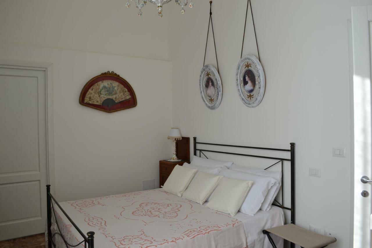 Le Signorine B&B Лечче Экстерьер фото