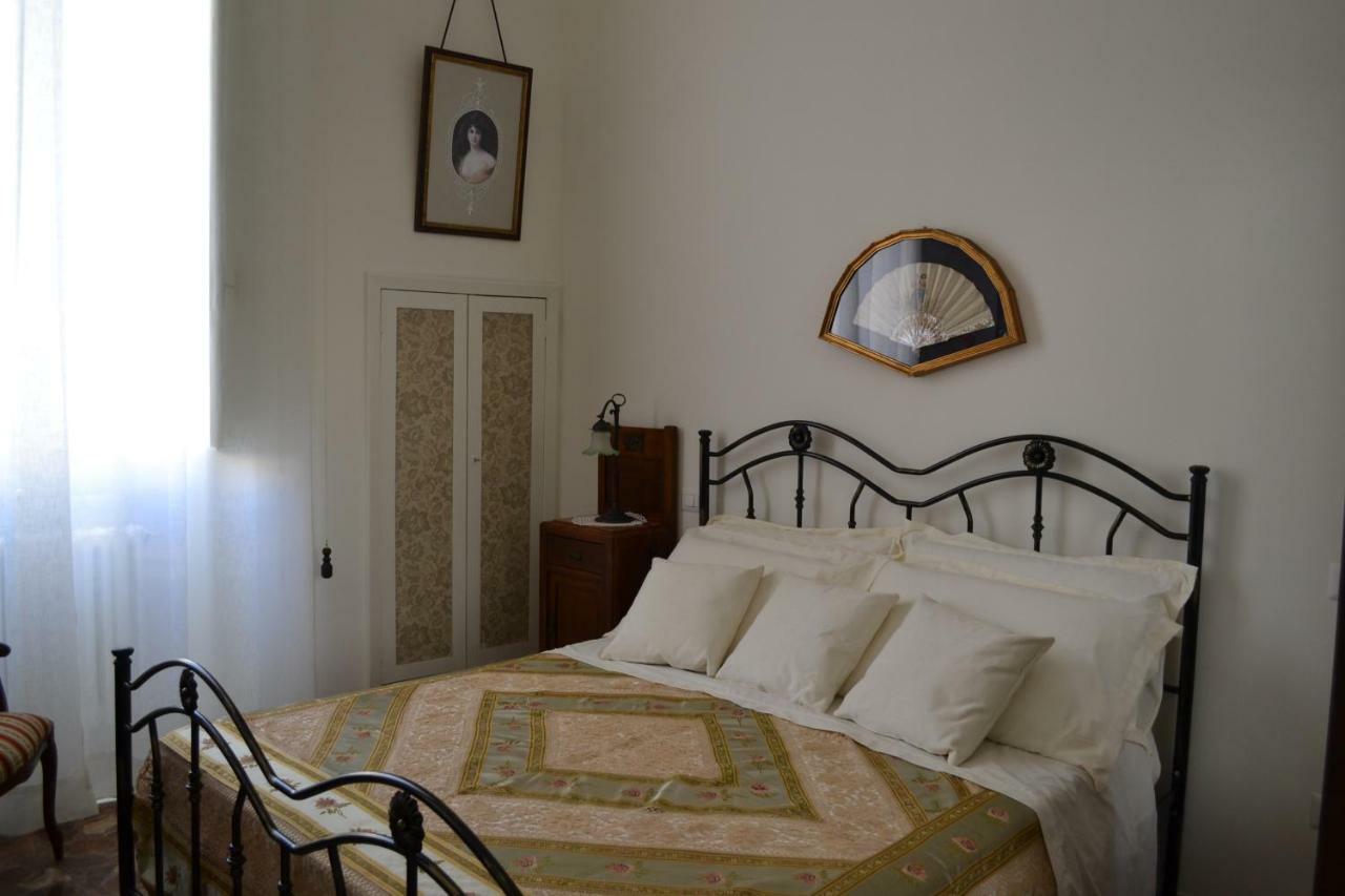 Le Signorine B&B Лечче Экстерьер фото